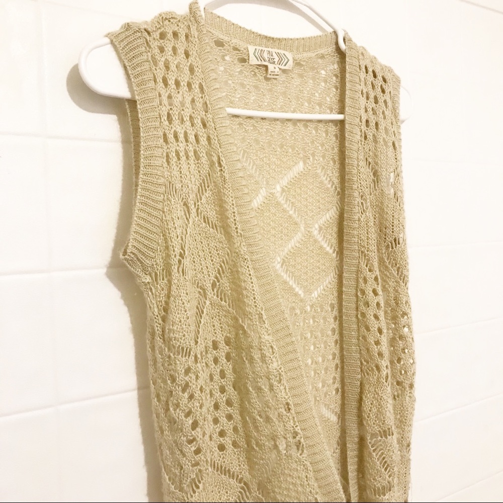 Pink Rose Sleeveless Cardigan